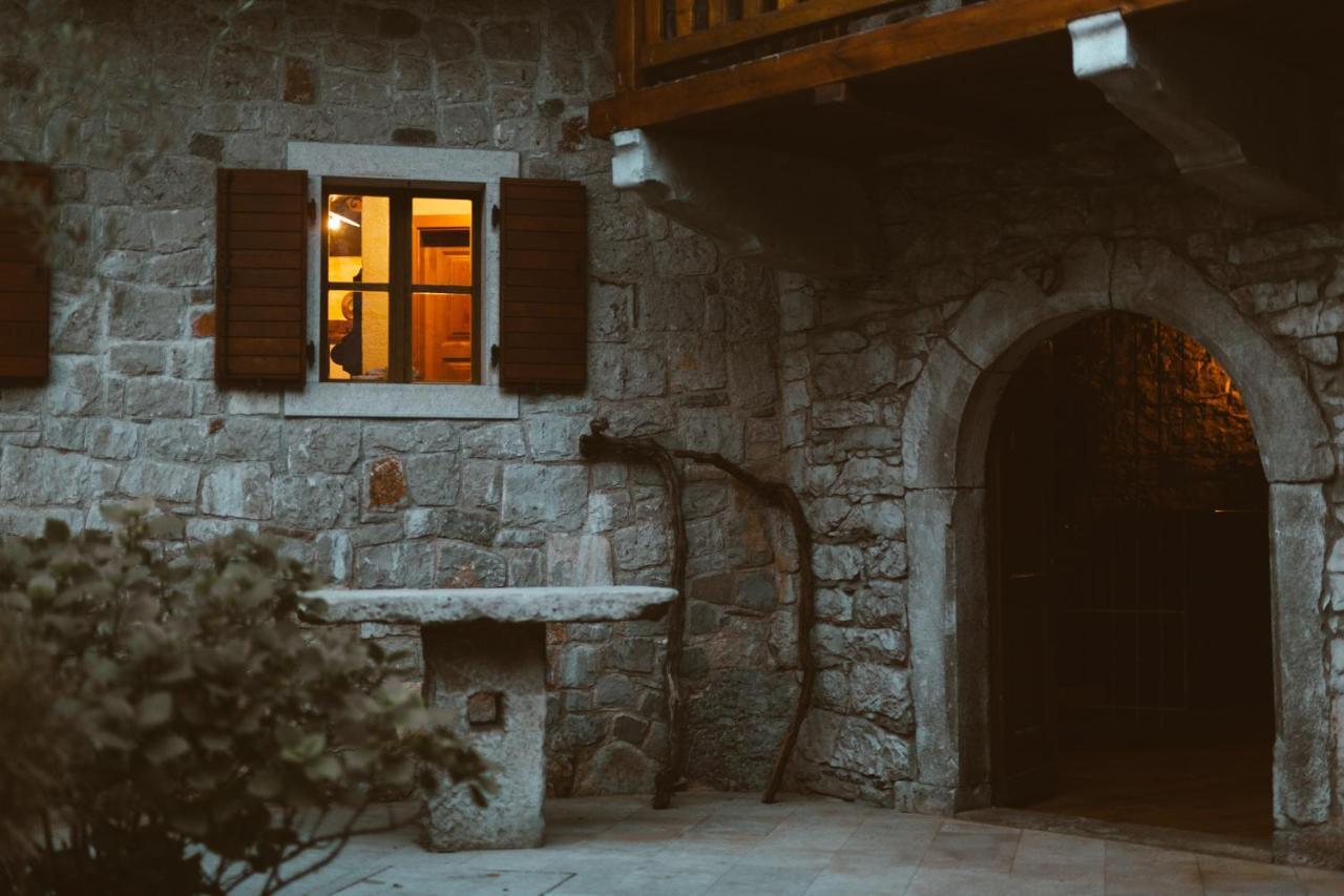 Skerlj Wine Estate Guest House Tomaj Exterior photo